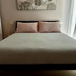 아파트 Residenza Labicana Luxury Apartment- Free Parking *
